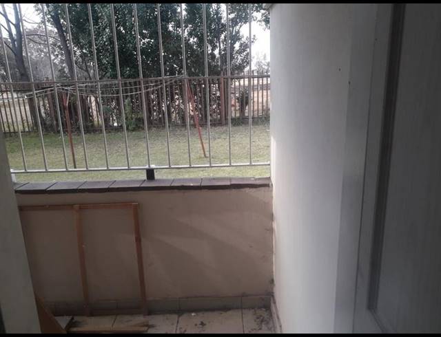 2 BEDROOM APARTMENT FOR SALE IN CROWN GARDENS